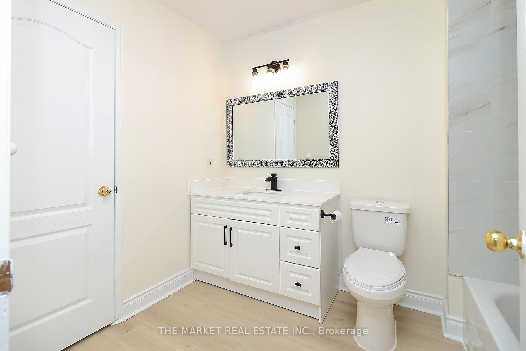 3 Bedrooms Condo at 7190 Atwood, Mississauga For sale