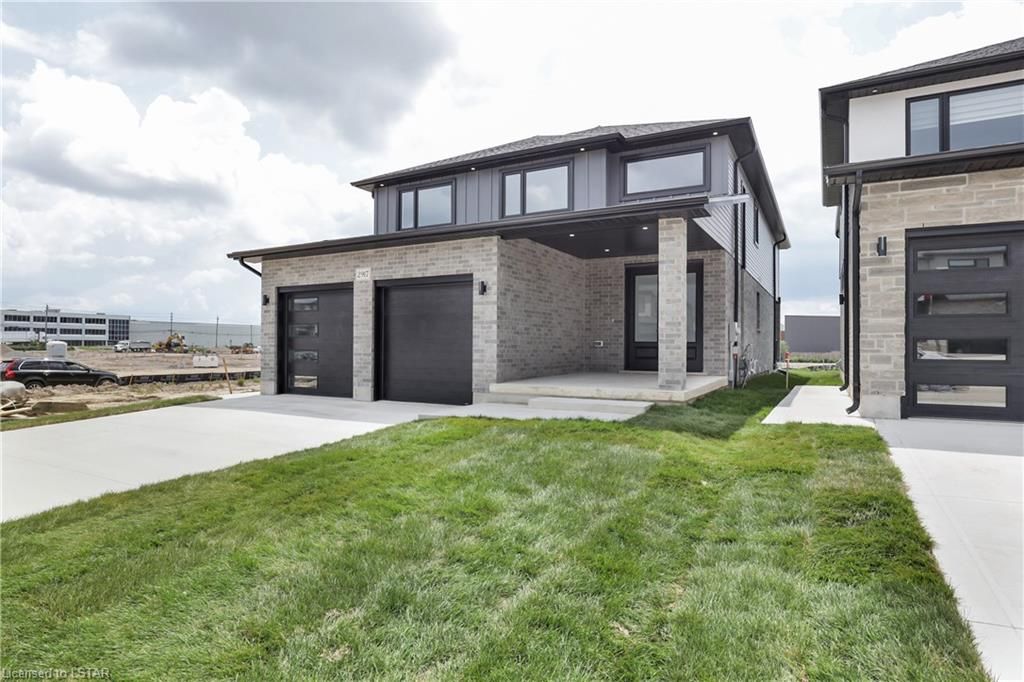 2917 PETTY Road London Ontario N6L 0H1