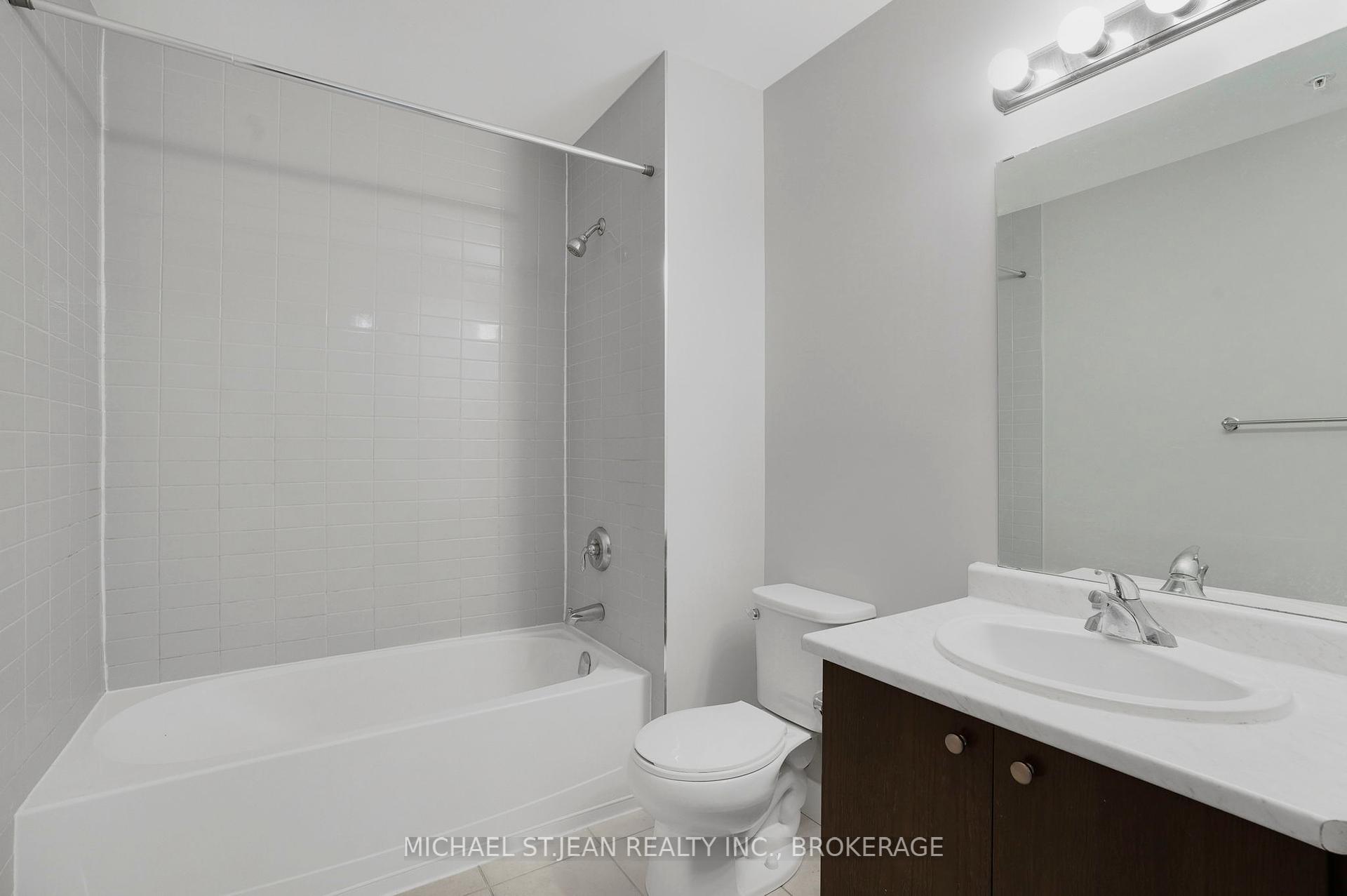 1 Bedroom Condo at 85 Robinson,  Hamilton For sale