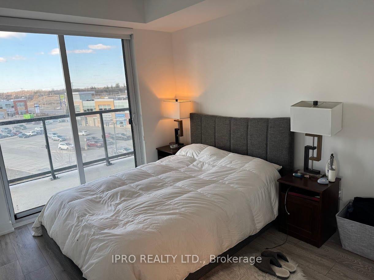 2 Bedrooms Condo at 3200 Dakota, Burlington For sale