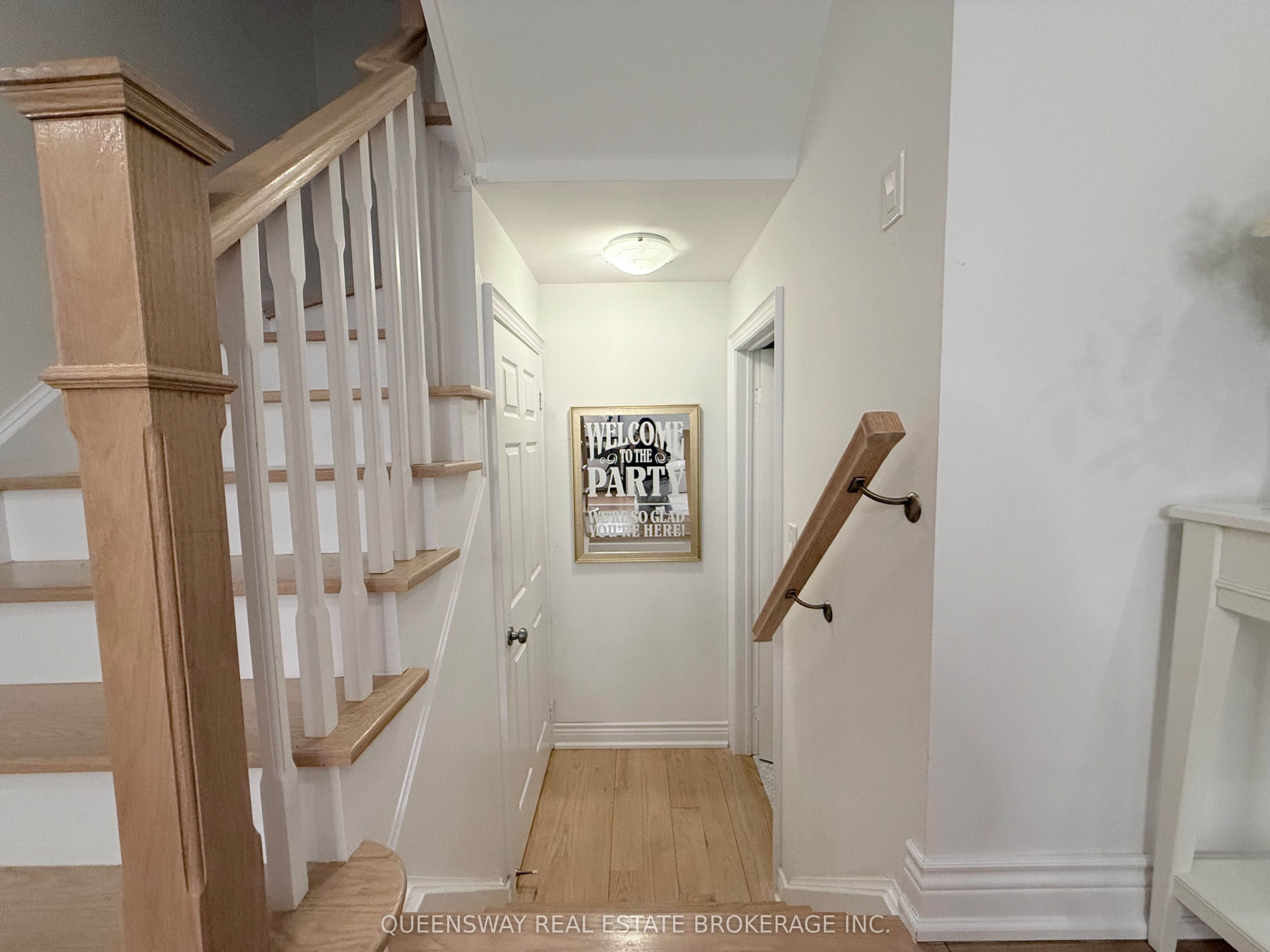 82 Roxton Road