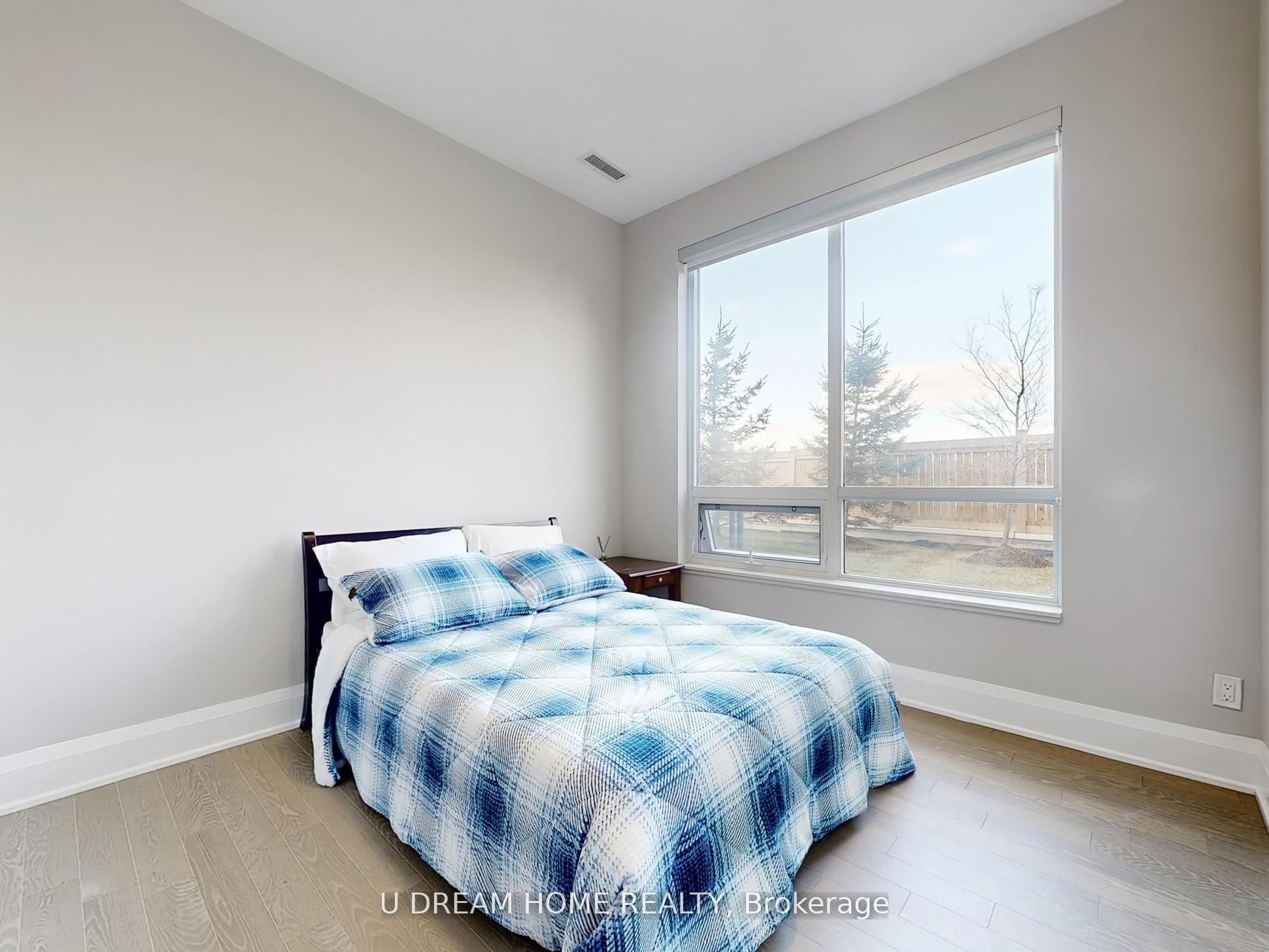 398 highway7 E, #102