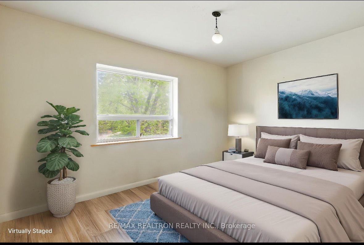 104 Barber Greene Road N, #4