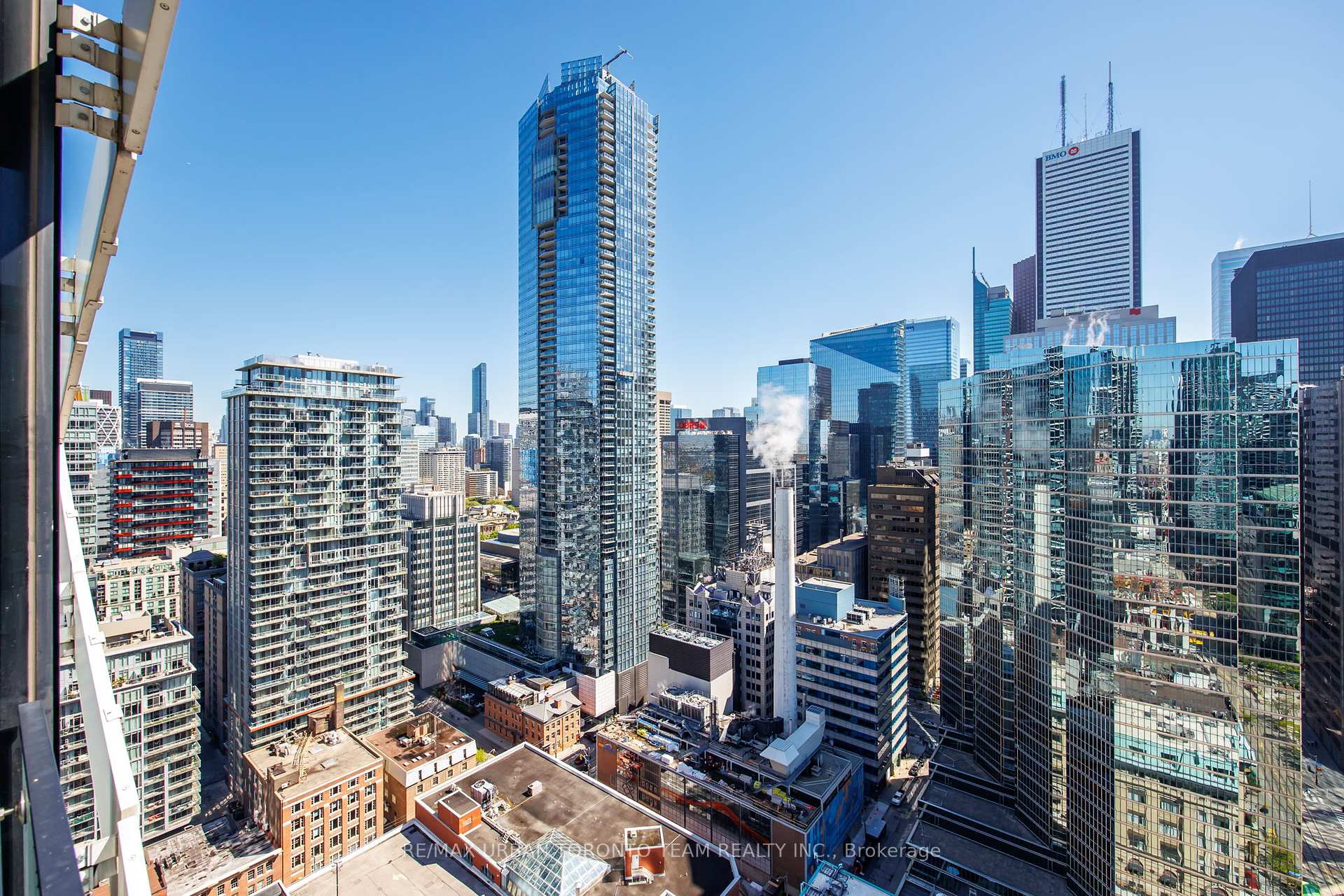 2 Bedrooms Condo at 224 King, Toronto For sale