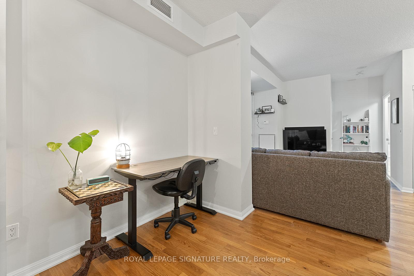1 Bedroom Condo at 628 Fleet, Toronto For sale