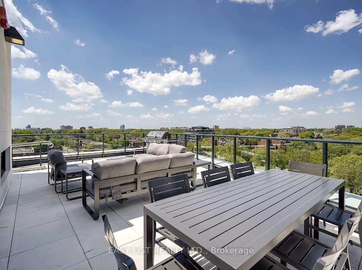 3 Bedrooms Condo at 250 Lawrence, Toronto For sale