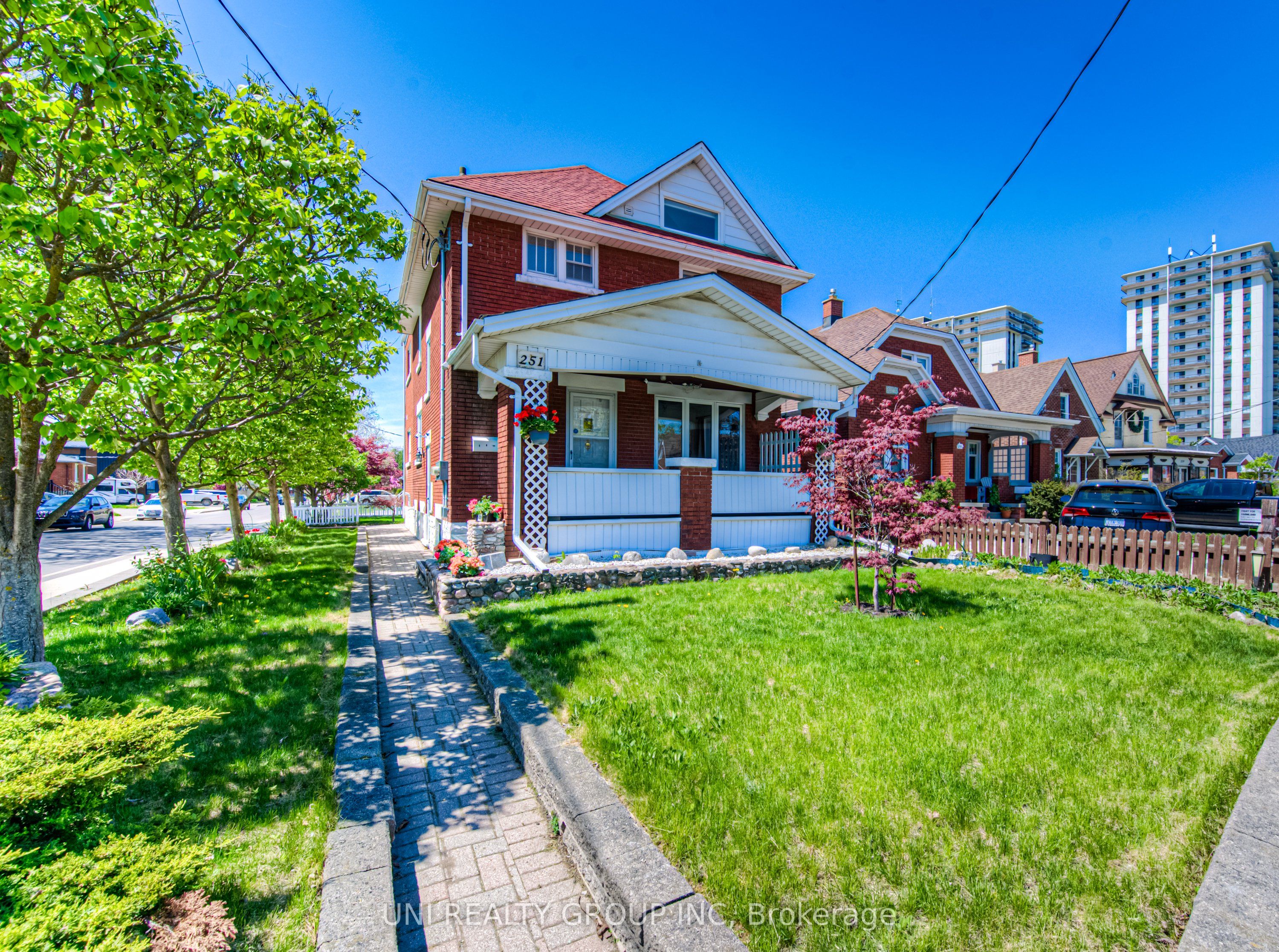 251 Margaret Avenue, Kitchener, ON N2H 4J6