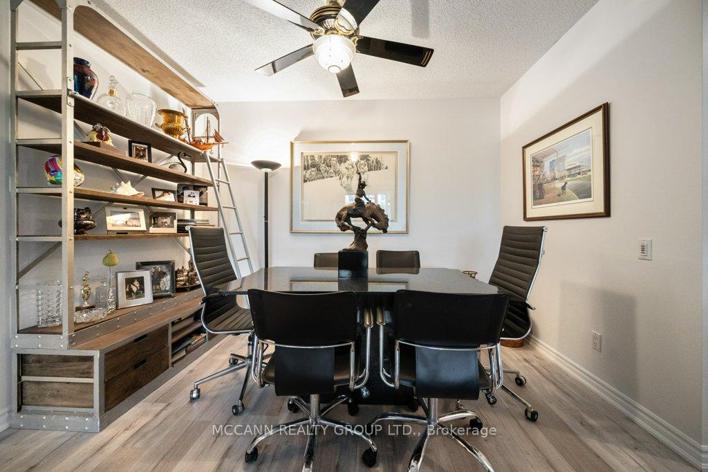2 Bedrooms Condo at 18 William Carson, Toronto For sale