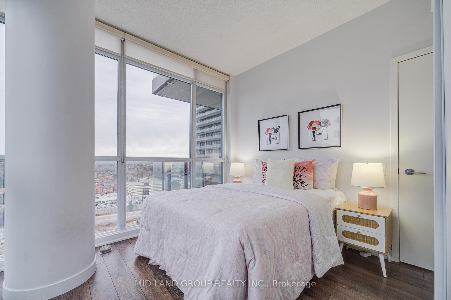 3 Bedrooms Condo at 29 Singer,  Toronto For sale