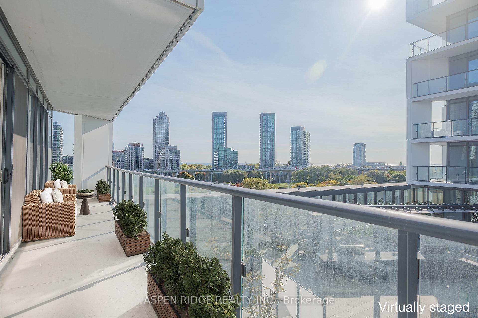 3 Bedrooms Condo at 9 Tecumseth,  Toronto For sale