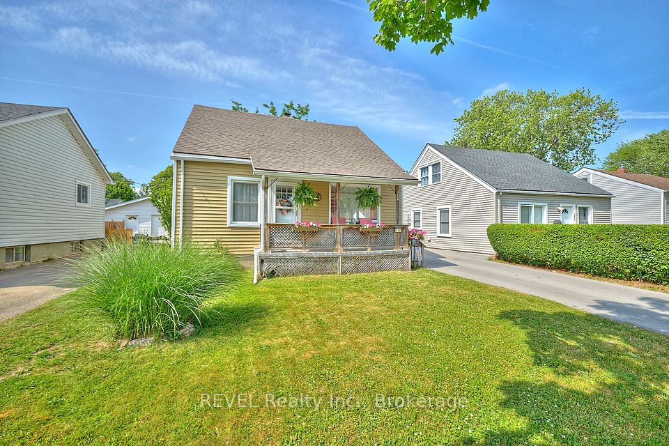382 Hennepin