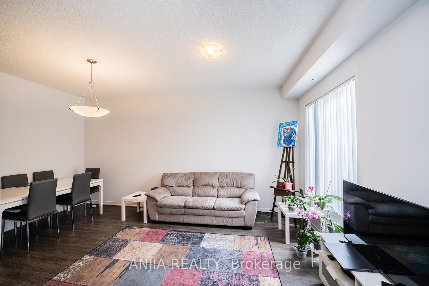 2 Bedrooms Condo at 235 Birmingham, Toronto For sale