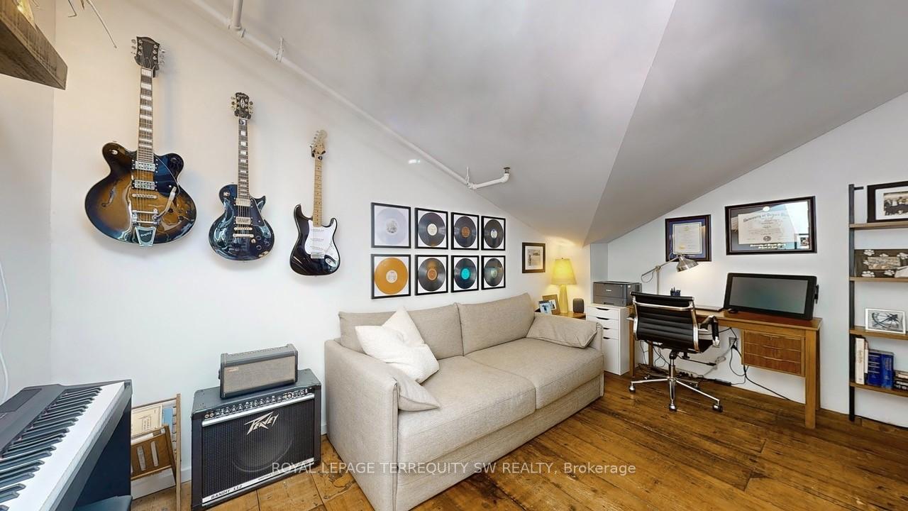 2 Bedrooms Condo at 284 St Helens, Toronto For sale