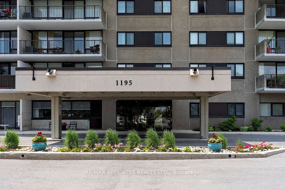 1195 Richmond