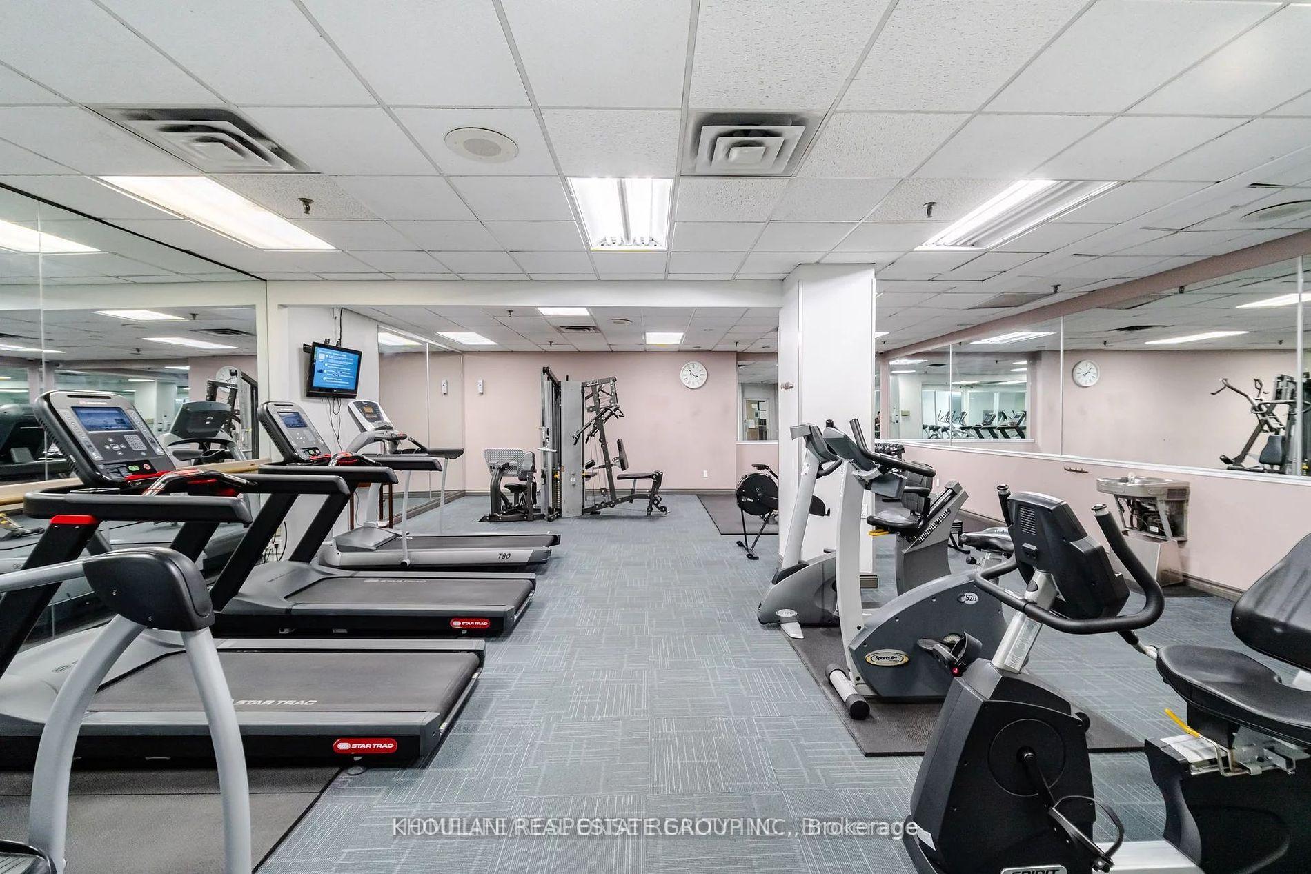 3 Bedrooms Condo at 265 ENFIELD, Mississauga For sale