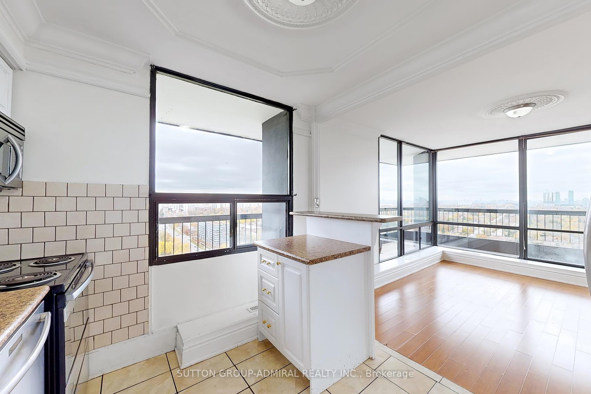 2 Bedrooms Condo at 135 Antibes, Toronto For sale