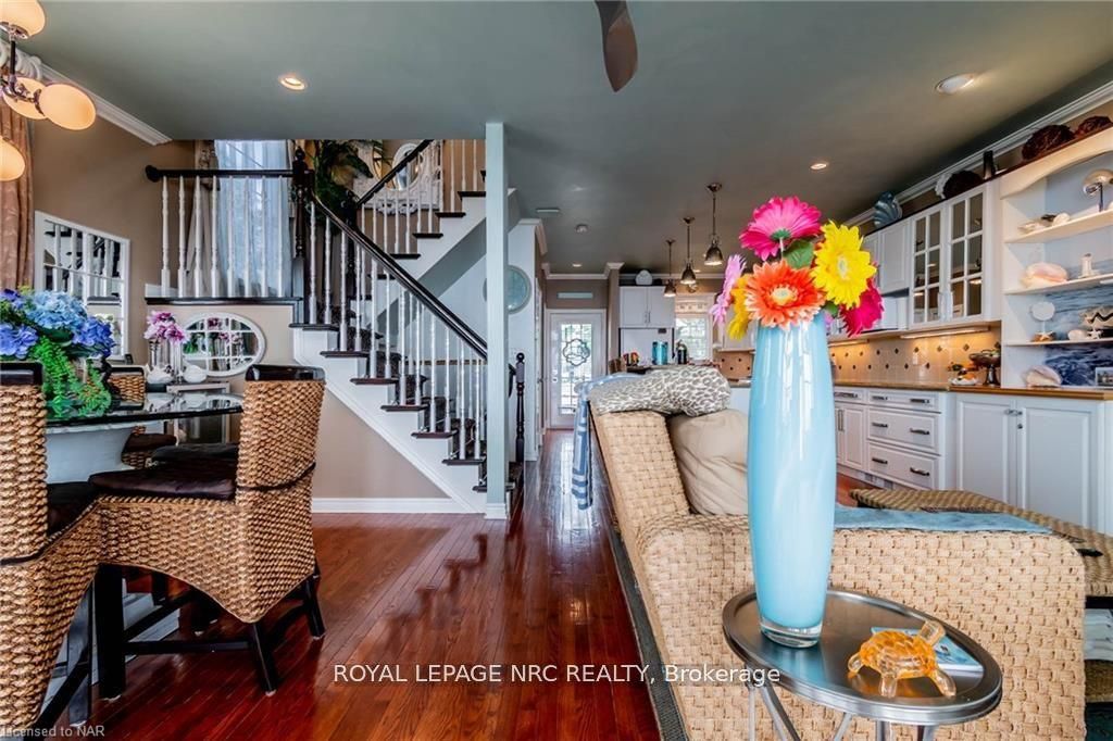 23 Promenade Way