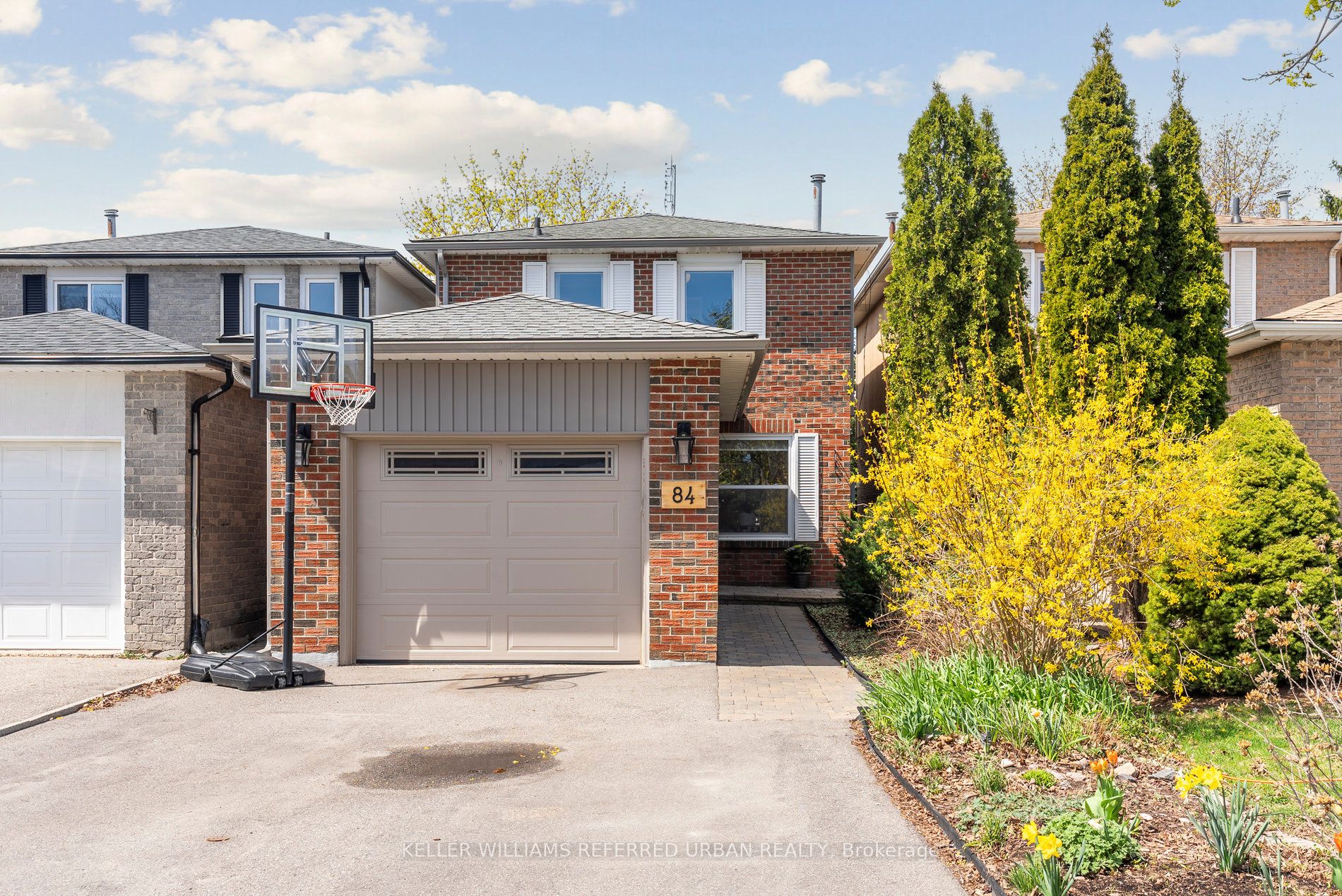 84 Lund Street, Richmond Hill, ON L4C 5V9
