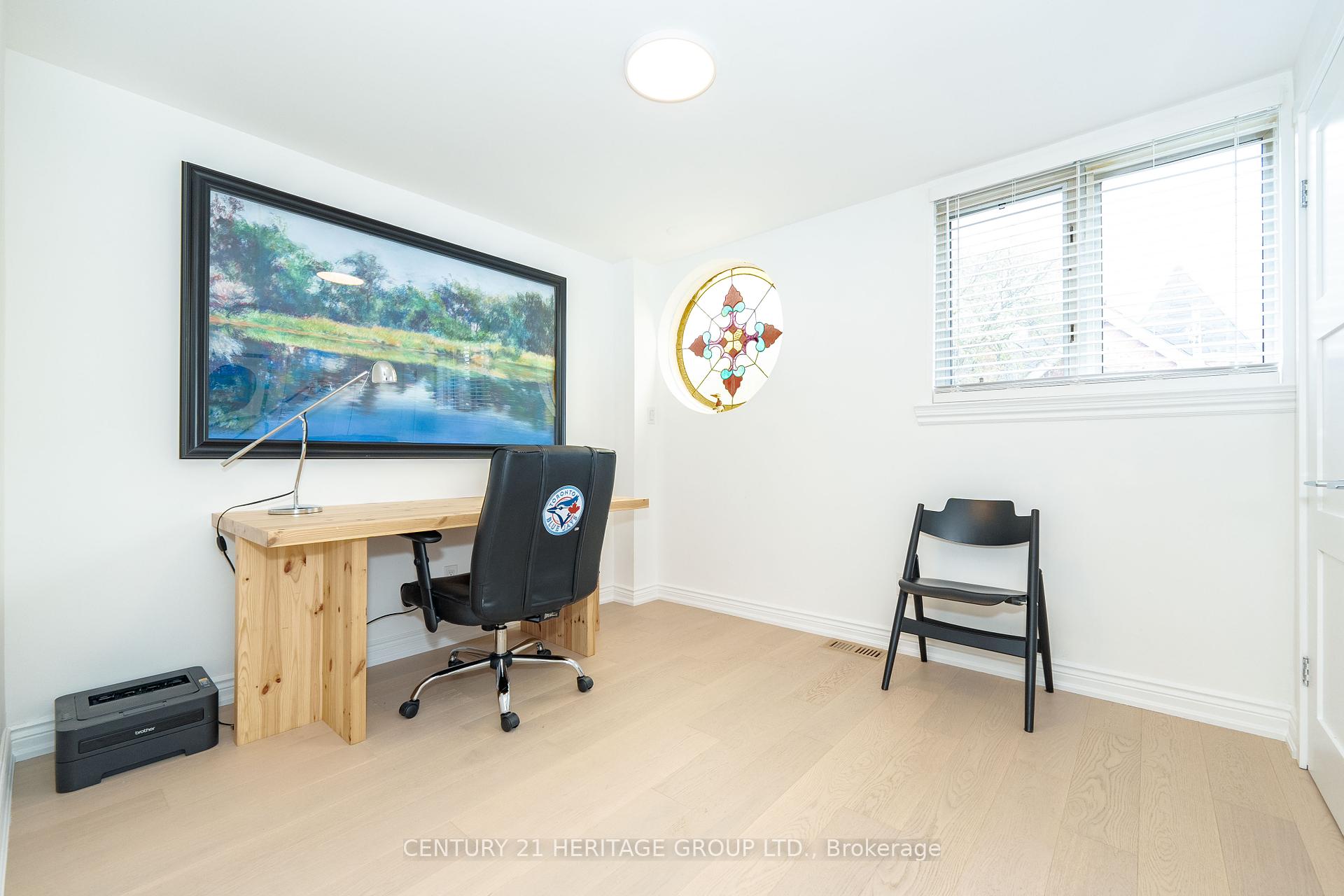 3 Bedrooms Condo at 280 Sherbourne, Toronto For sale