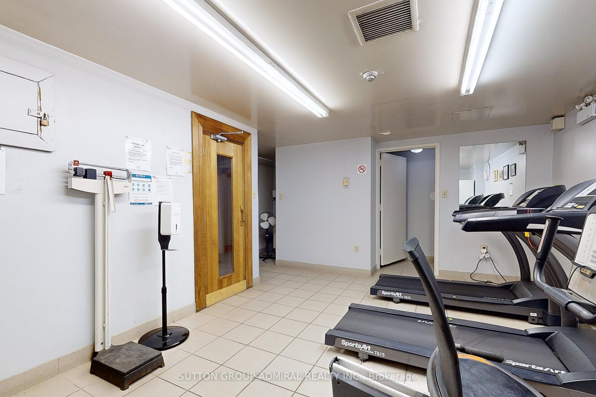 2 Bedrooms Condo at 135 Antibes, Toronto For sale