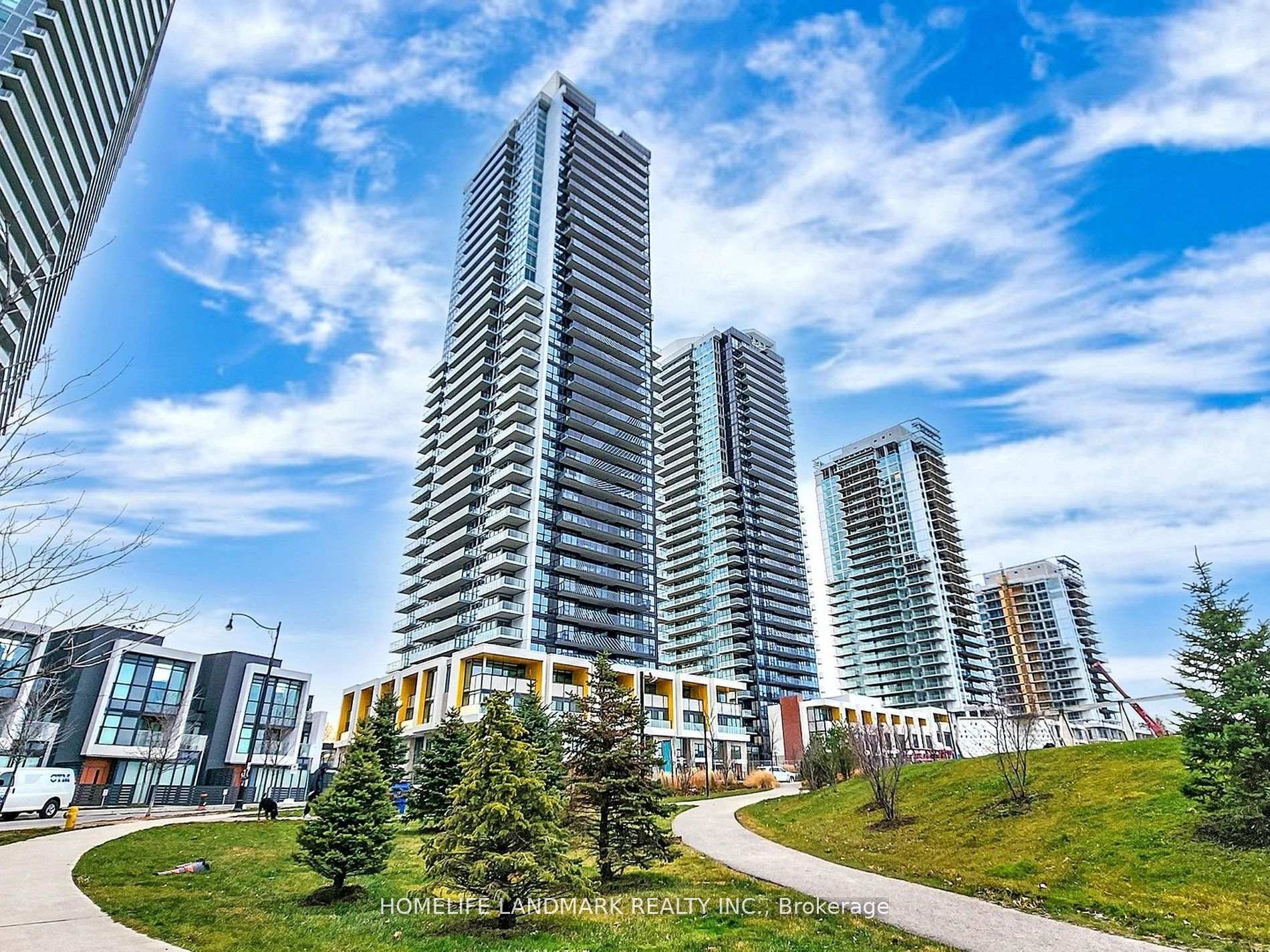 1 Bedroom Condo at 95 Mcmahon, Toronto For sale