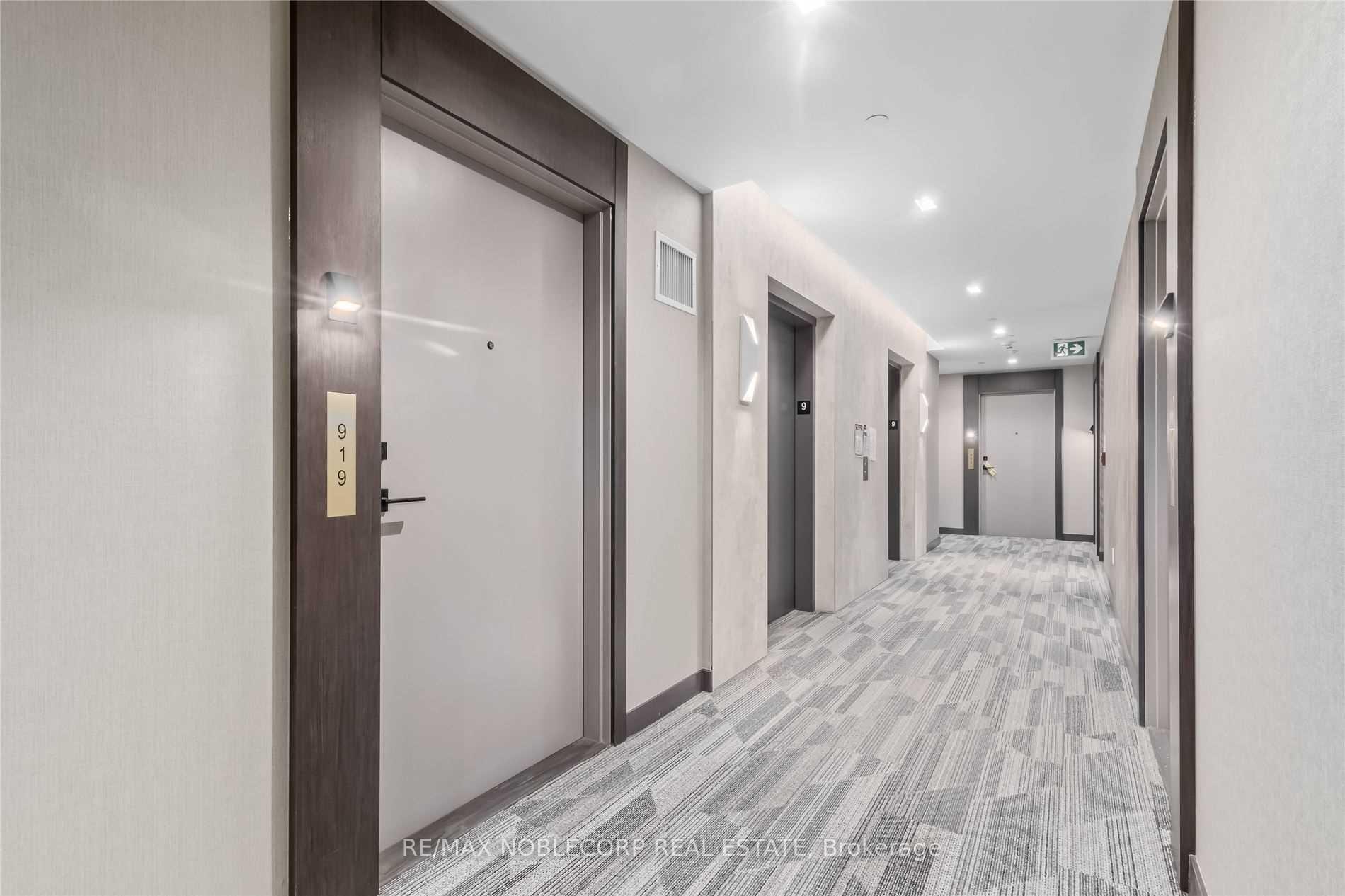 2 Bedrooms Condo at 60 Tannery, Toronto For sale