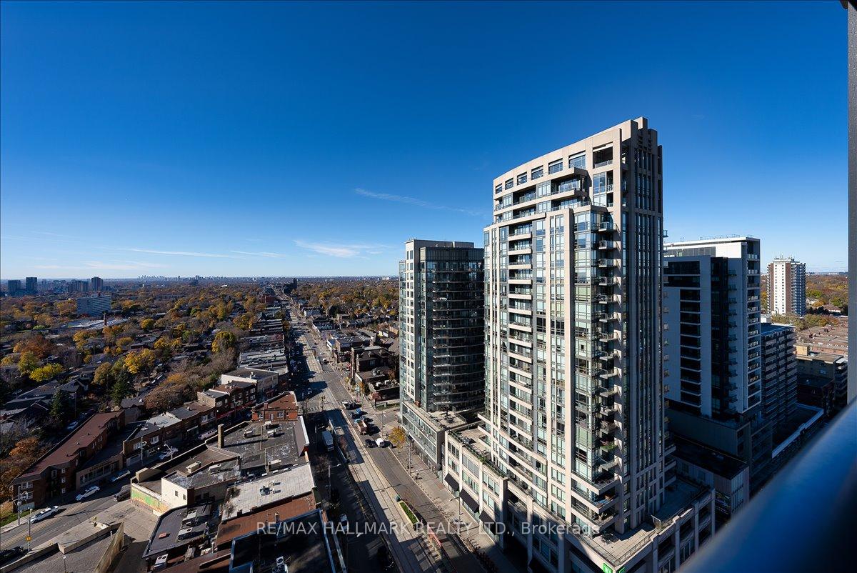 2 Bedrooms Condo at 501 St Clair, Toronto For sale