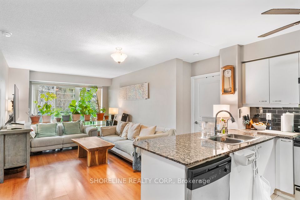 #306 - 1403 Royal York Road, Toronto, ON M9P 0A1