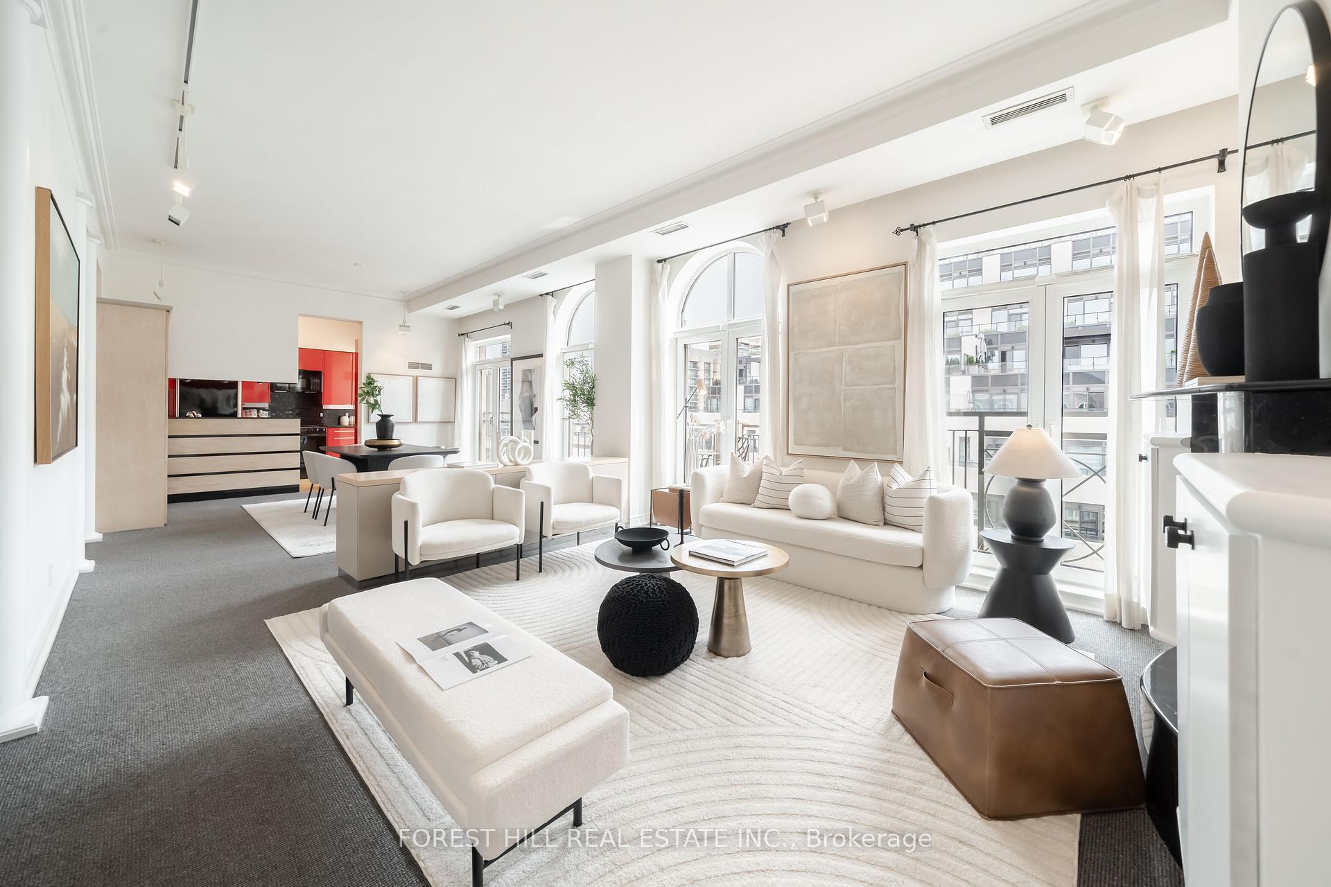 3 Bedrooms Condo at 1 Balmoral, Toronto For sale