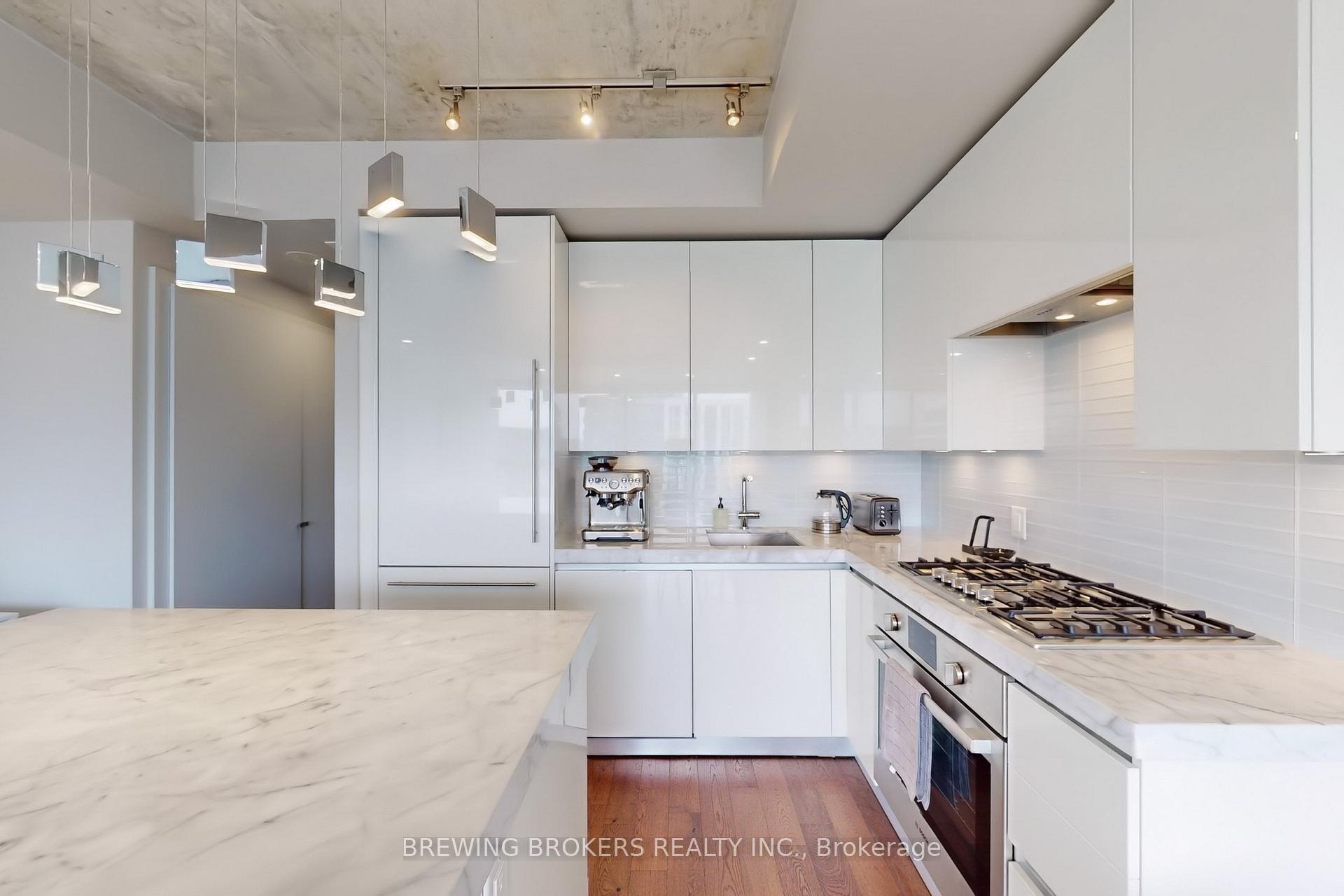 1 Bedroom Condo at 629 King St W, Toronto For sale