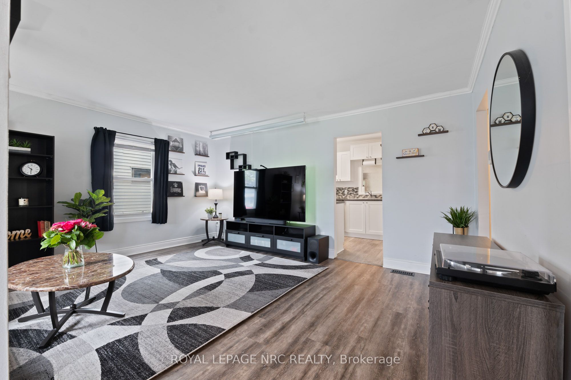 7 Lancaster Avenue