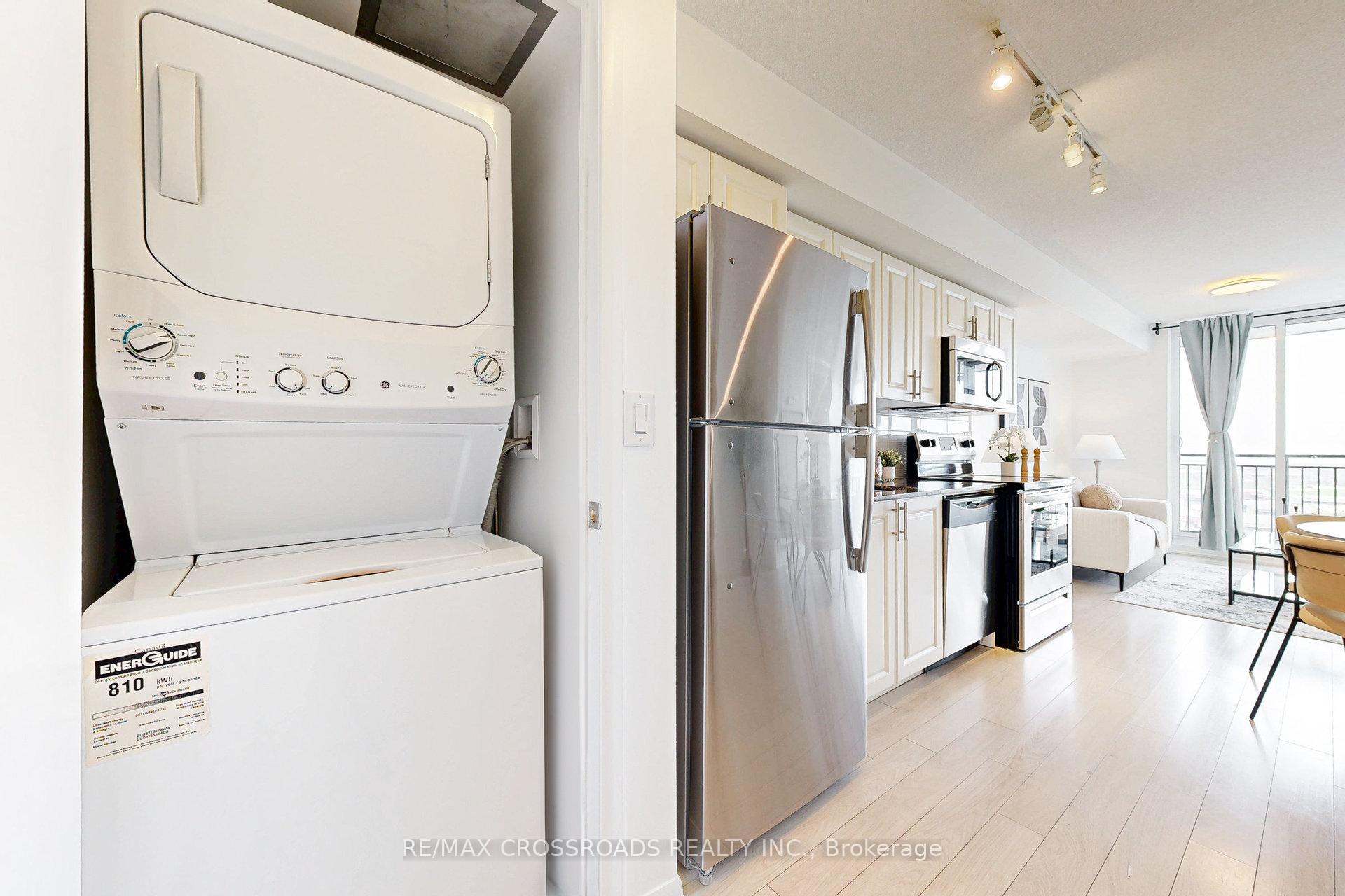 1 Bedroom Condo at 3091 Dufferin, Toronto For sale