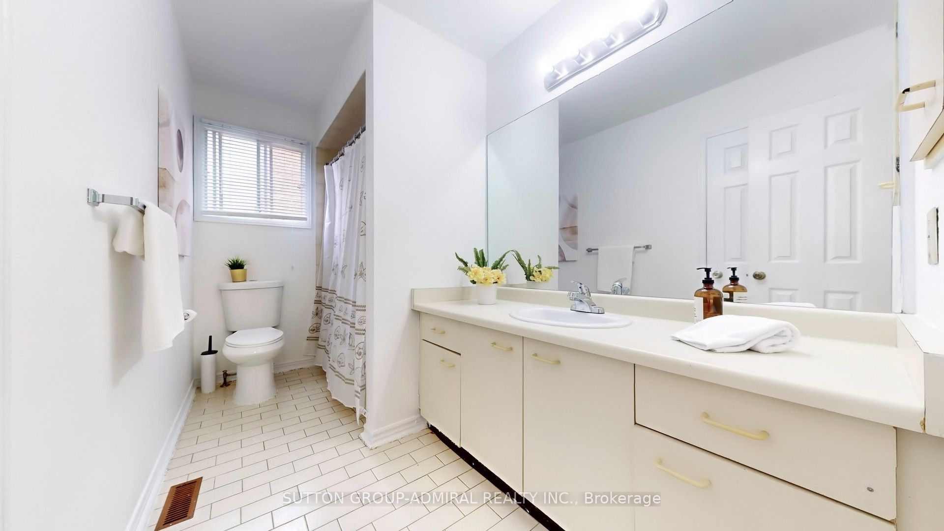 27 Thornbury Circle