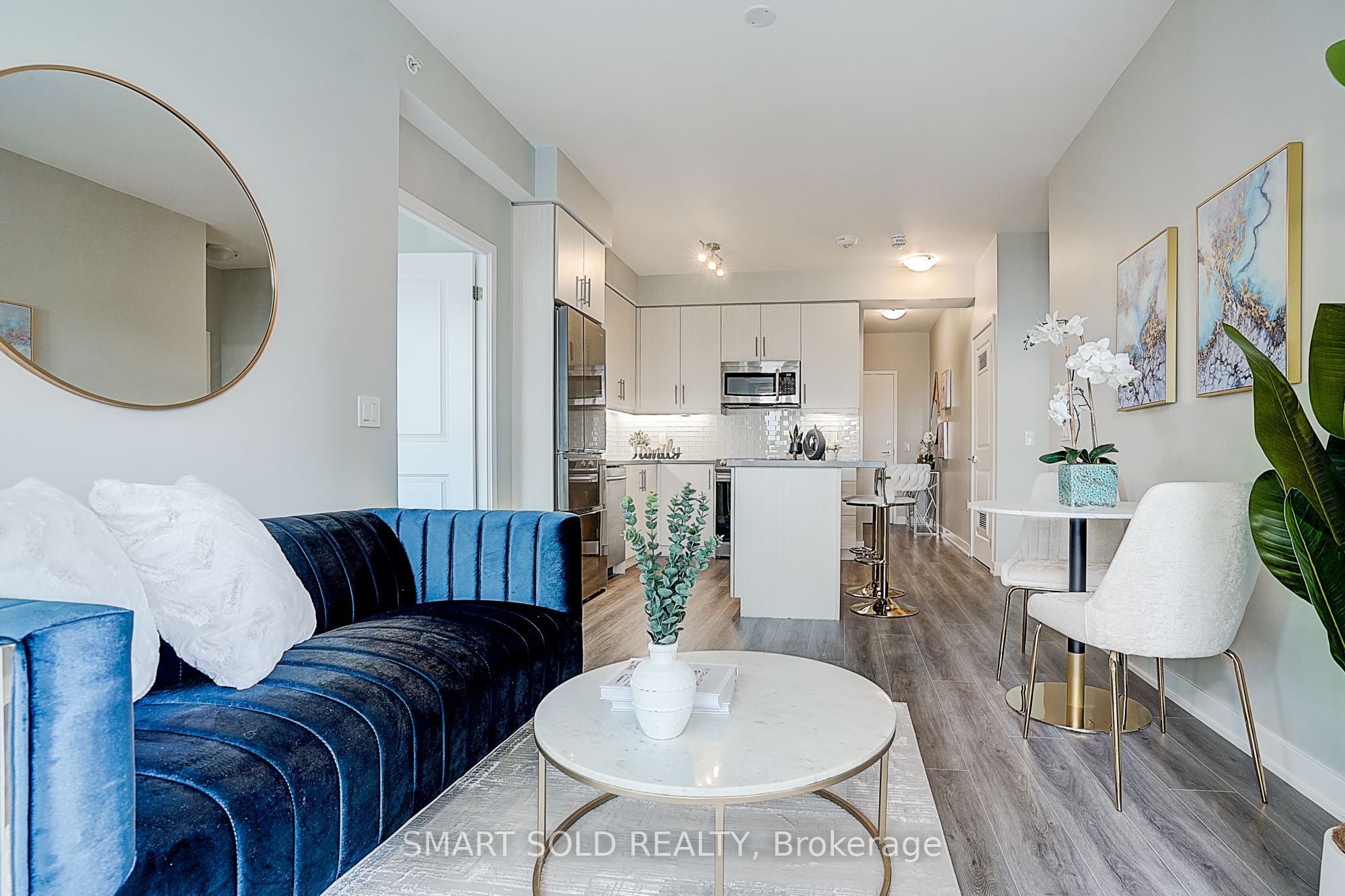 75 Oneida Crescent, #1511