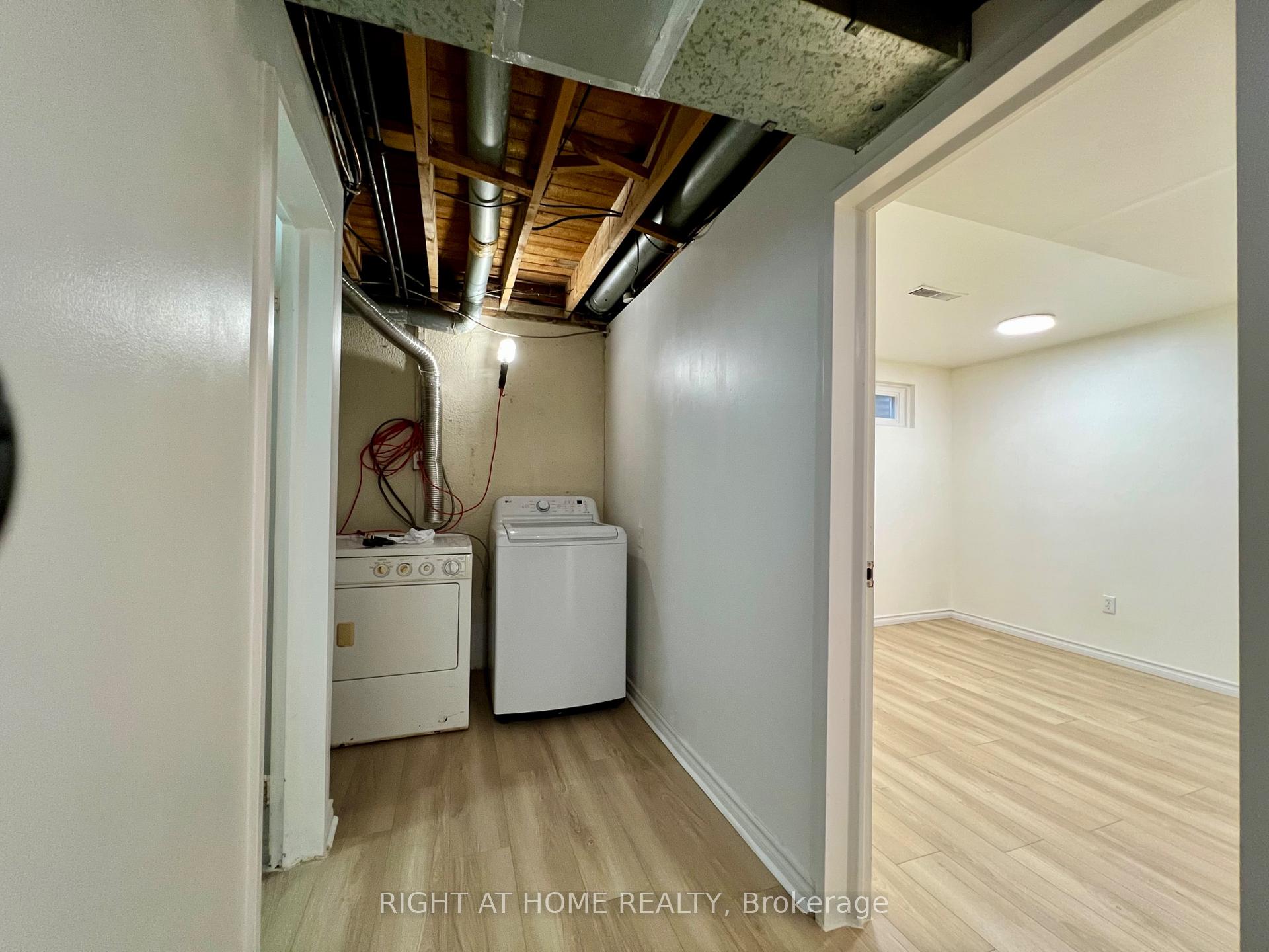 4 Bedrooms Condo at 286 Sprucewood, Toronto For sale