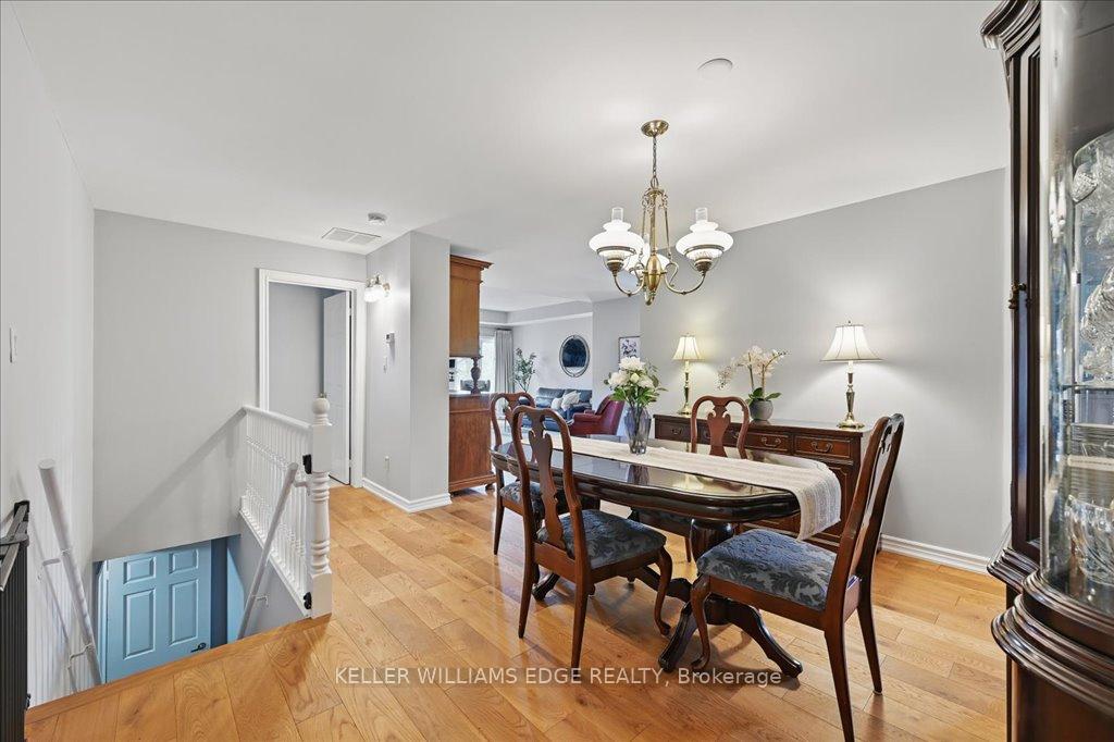 2 Bedrooms Condo at 3230 New,  Burlington For sale
