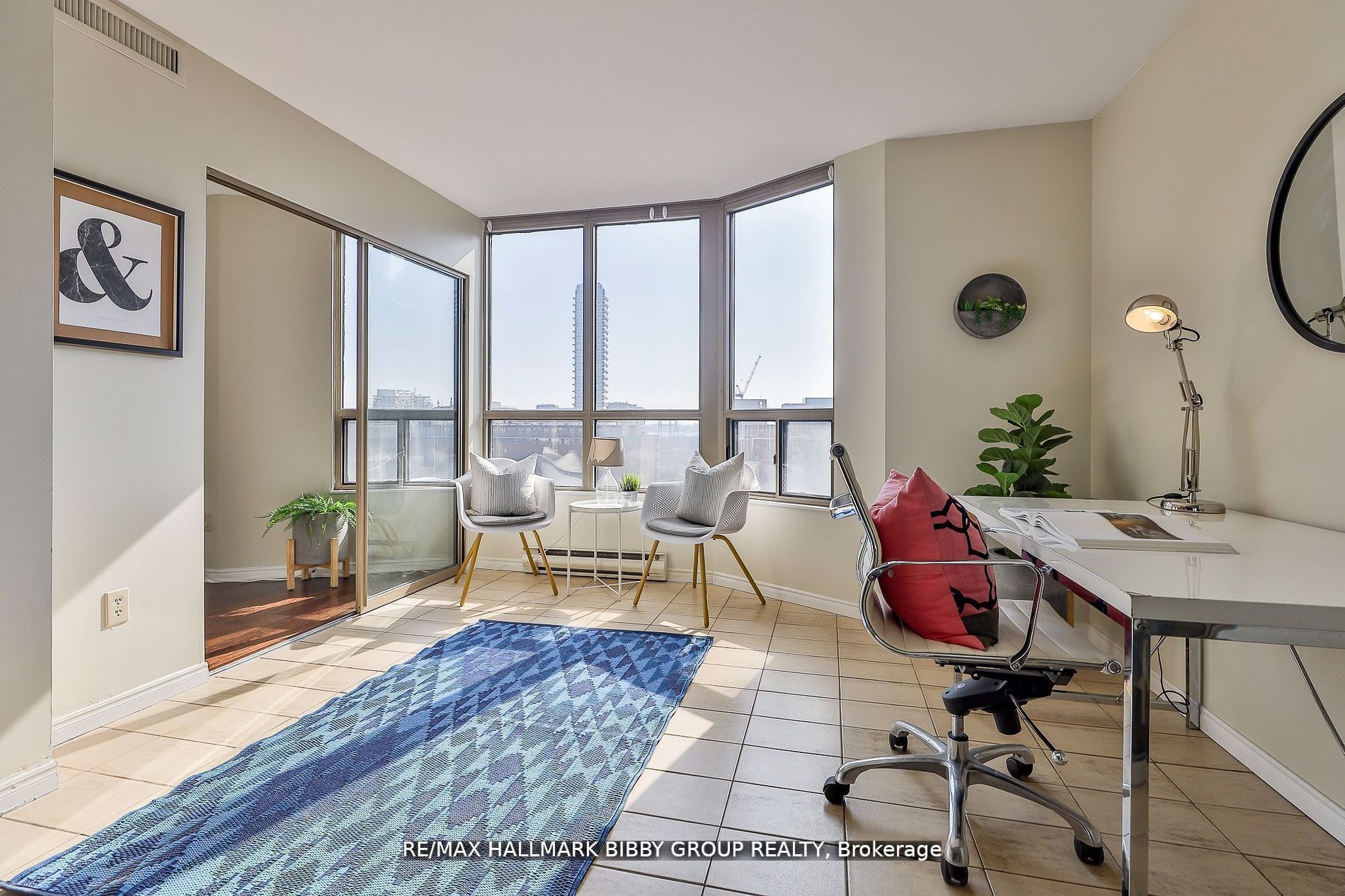 160 Frederick Street, #803