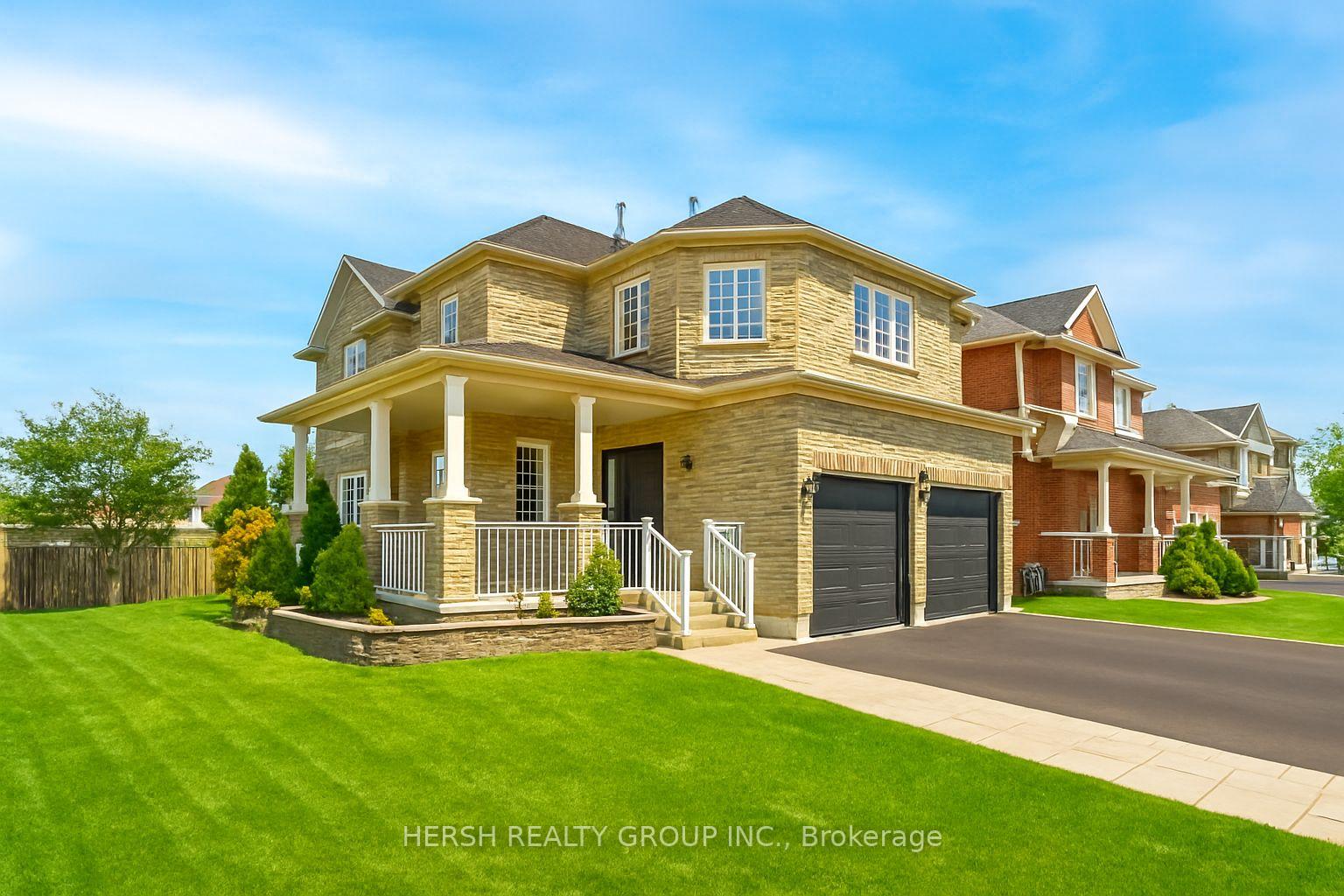 99 Richmond Park Drive, Georgina, ON L4P 0A3