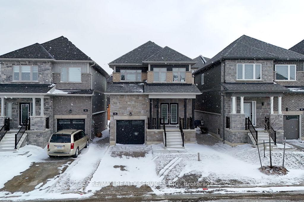 38 Barnyard Trail, Barrie, ON L9J 0C2
