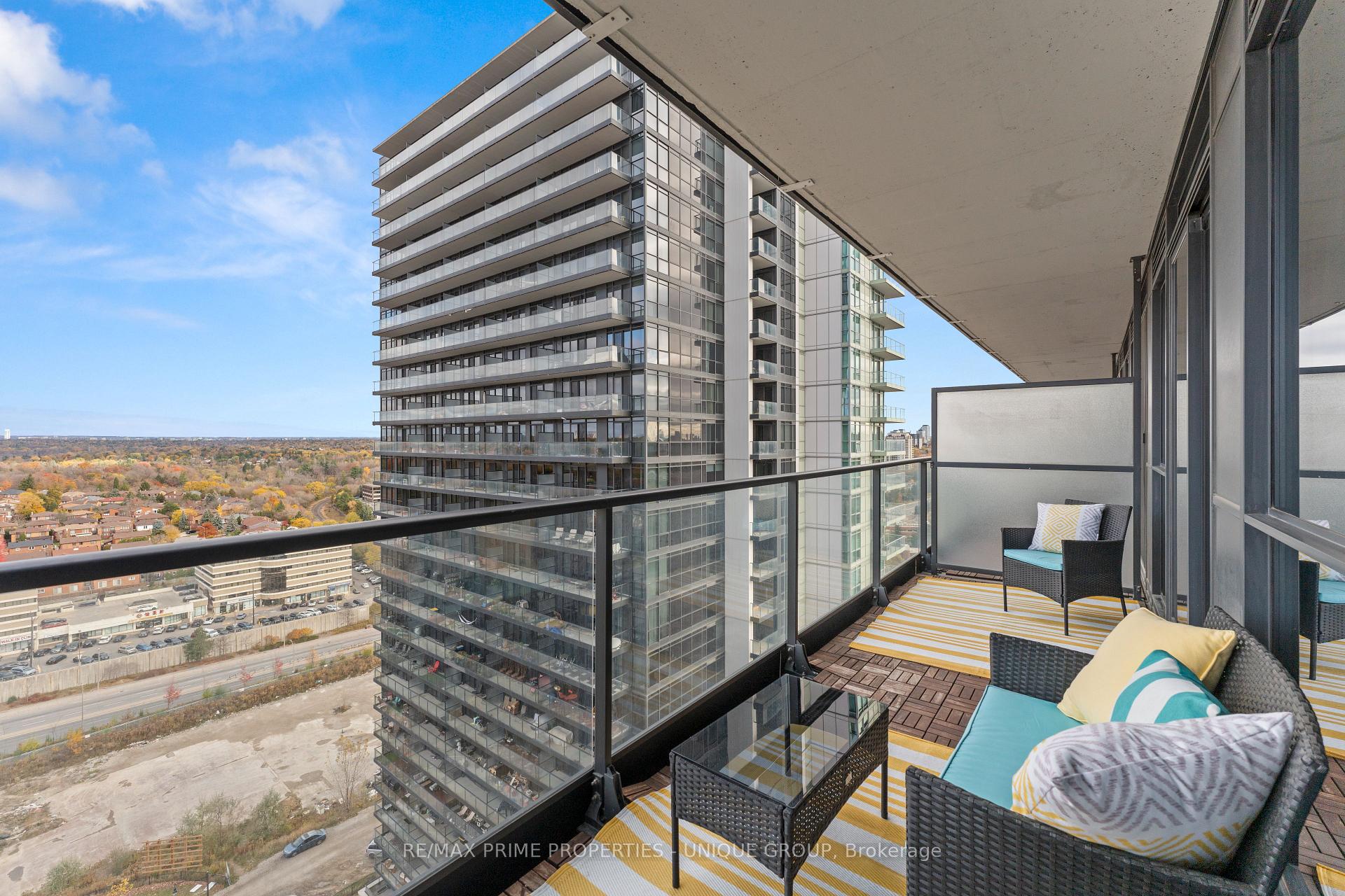 1 Bedroom Condo at 29 Singer, Toronto For sale