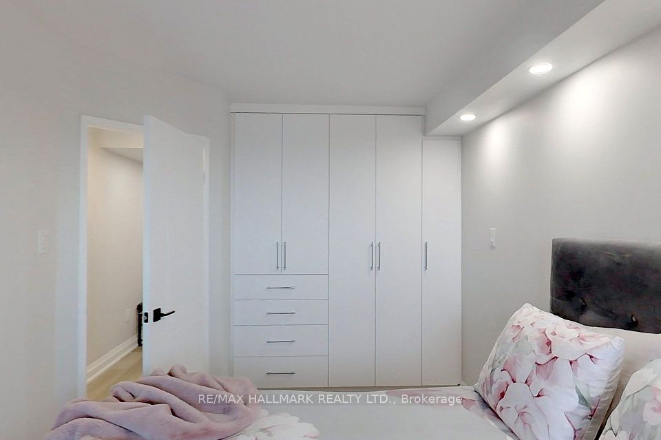 2nd Bed W Lg Dbl Closet, B/I Shelves, & Pot Lights