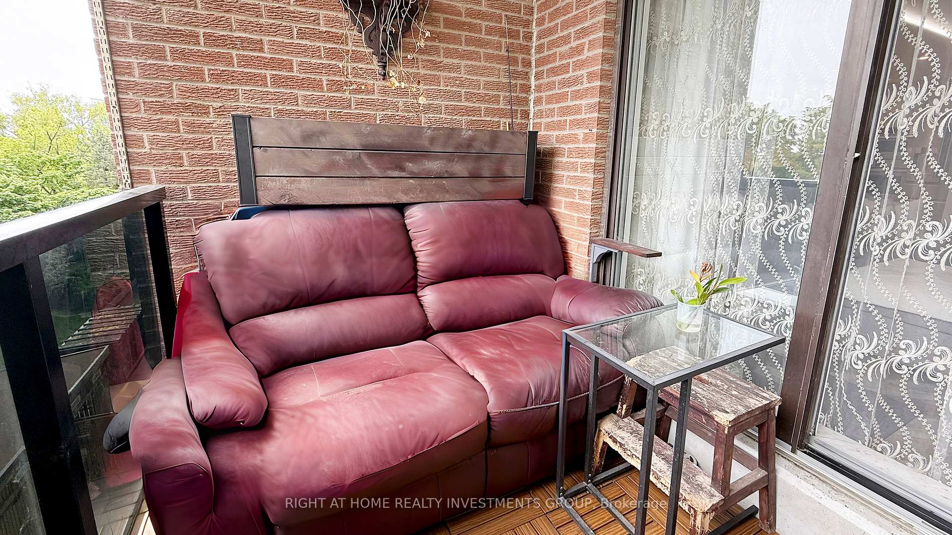 3 Bedrooms Condo at 85 Emmett, Toronto For sale
