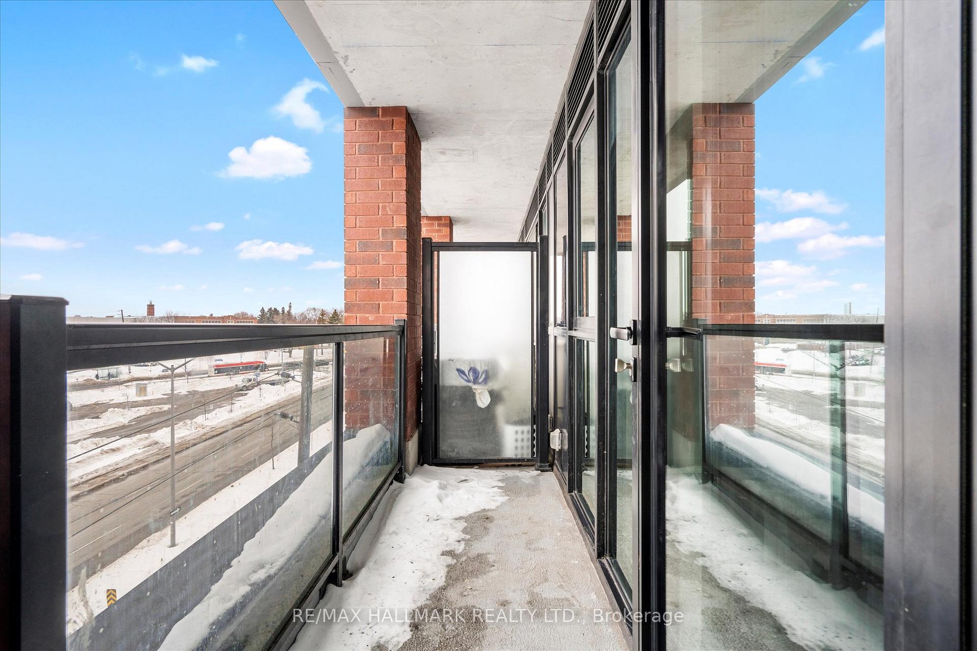 2 Bedrooms Condo at 2799 Kingston, Toronto For sale