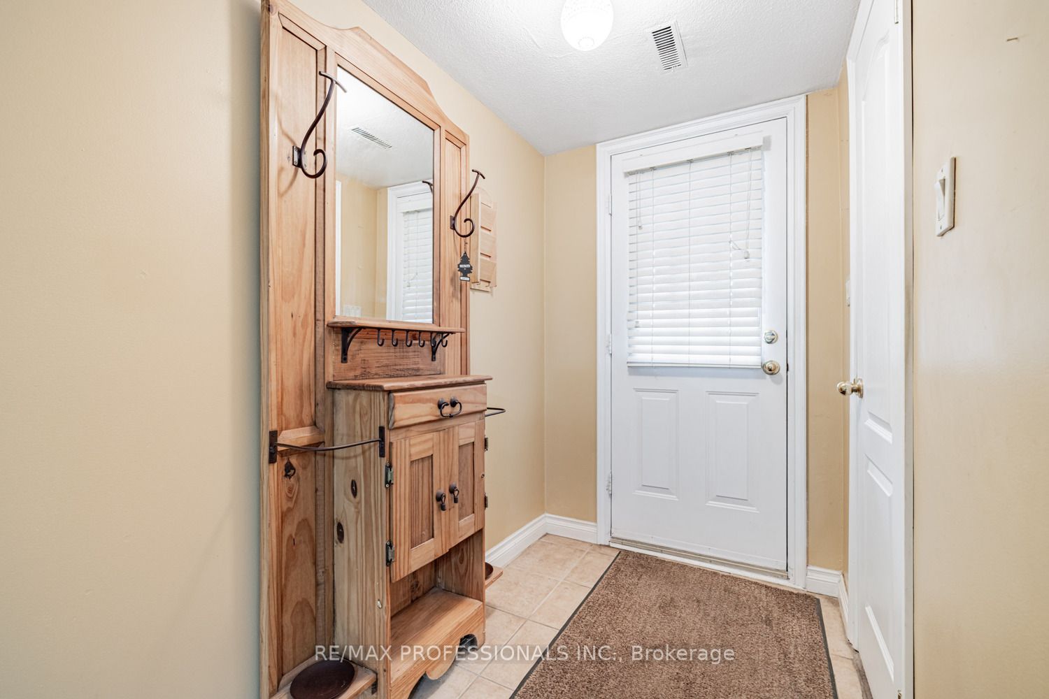 85 Blossom Crescent