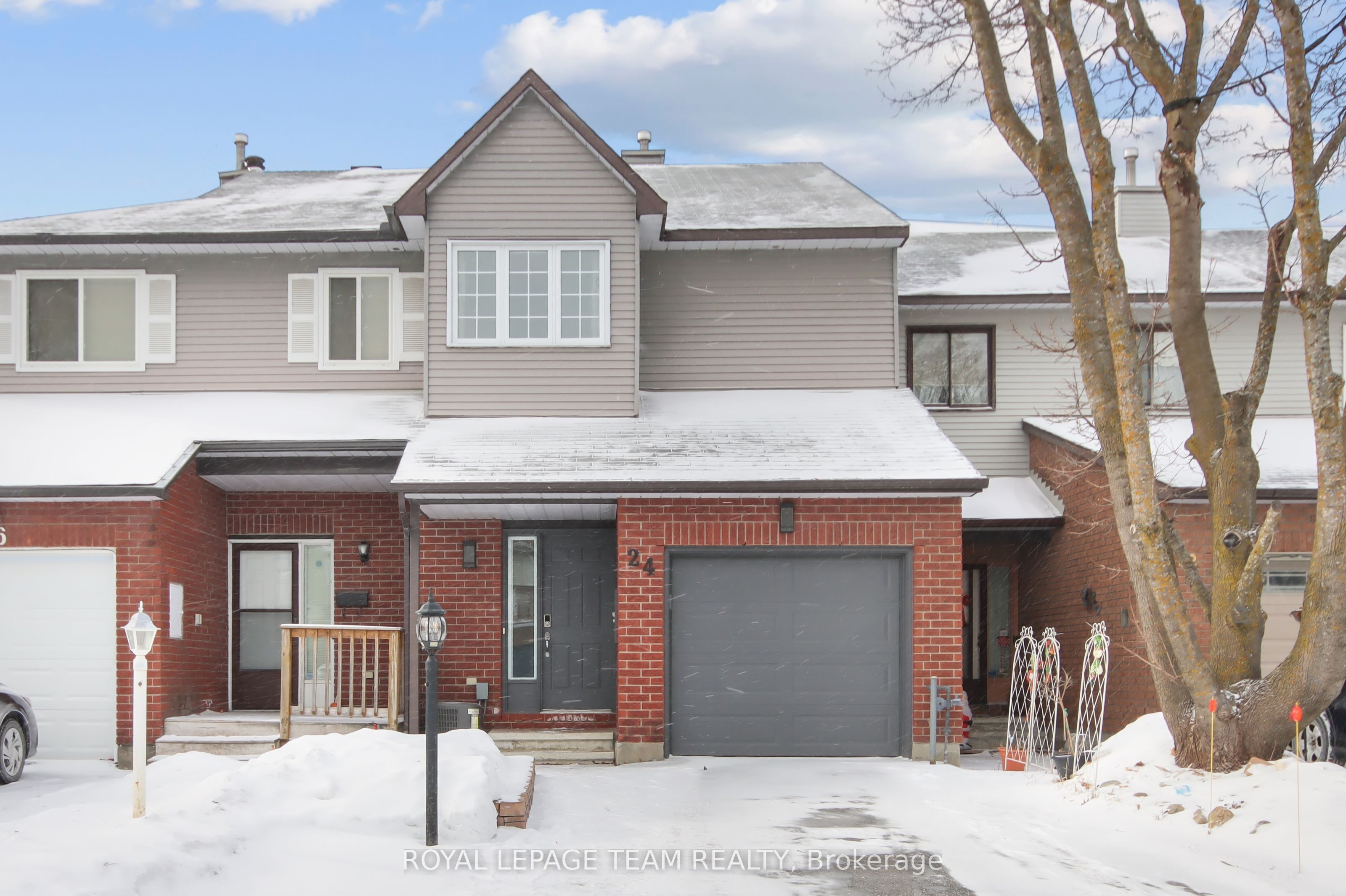 24 Armadale Crescent, Barrhaven, ON K2J 4A4