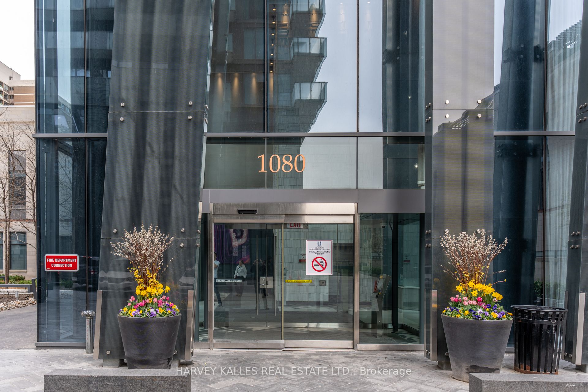 1080 Bay Street 4502