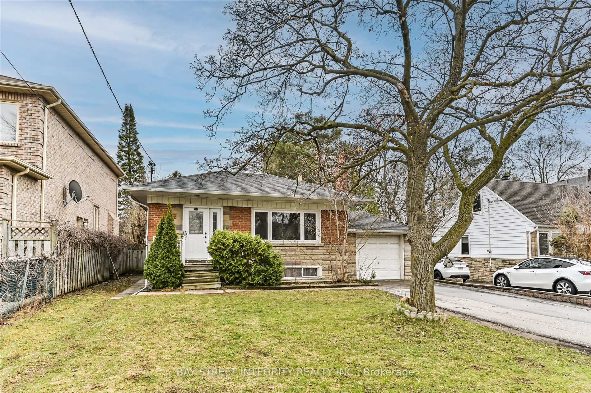435 Cummer Avenue, Toronto, ON M2M 2G3