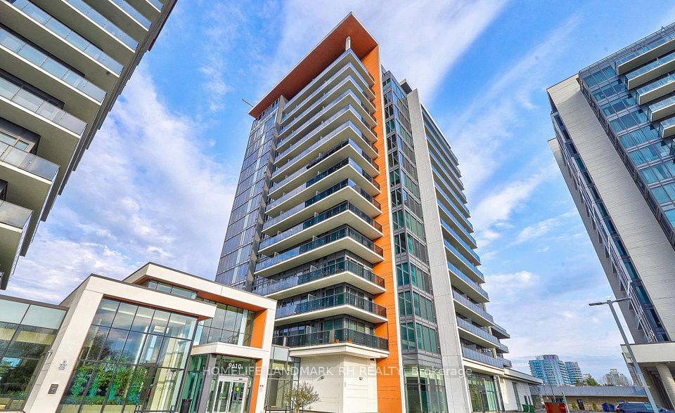 9600 Yonge