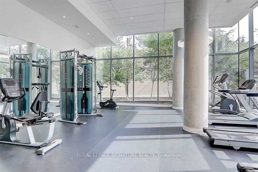 160 Flemington Road, #906