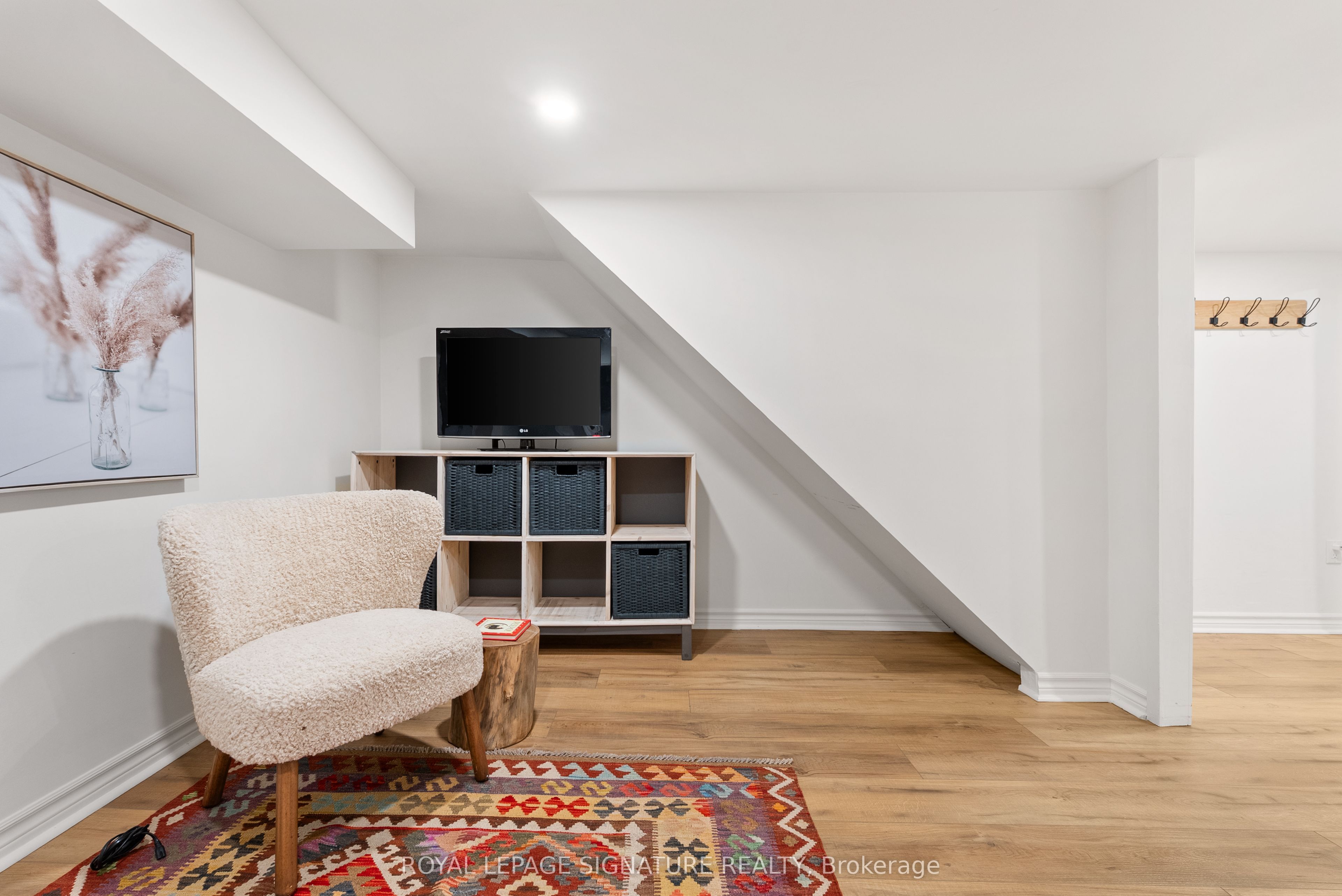 142 Dewhurst Boulevard